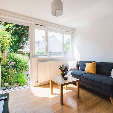 Stylish & Tranquil Flat With Excellent Connections Apartment ลอนดอน ภายนอก รูปภาพ