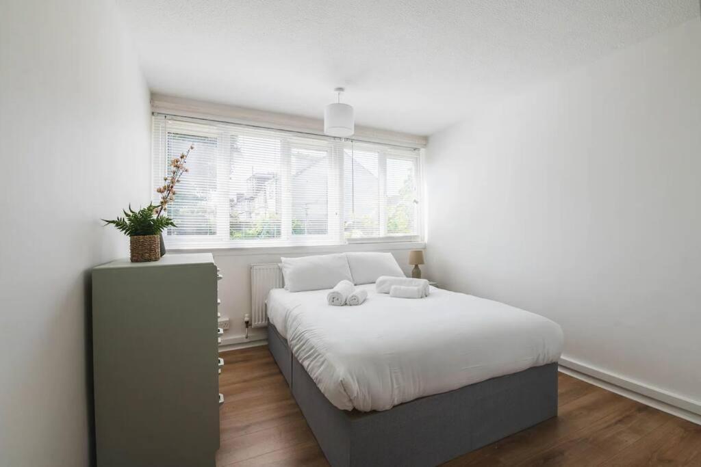 Stylish & Tranquil Flat With Excellent Connections Apartment ลอนดอน ภายนอก รูปภาพ